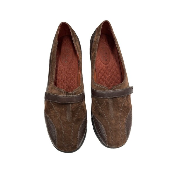 Casual Brown Suede Slip On Low Heel Walking Shoe Privo By Clark’s Size 8 - Picture 4 of 11